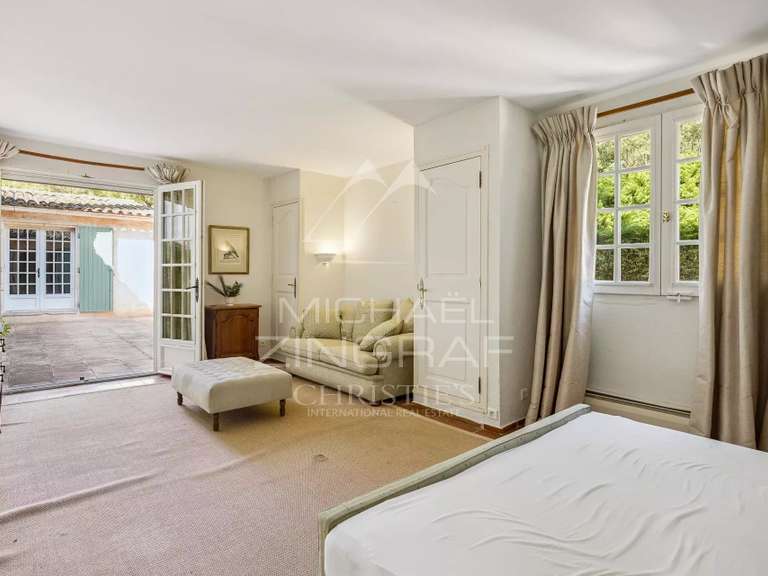 Propriété Aups - 3 chambres - 360m²