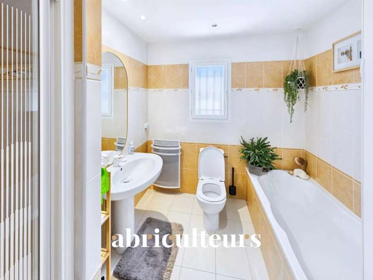 Villa Aups - 8 chambres - 261m²