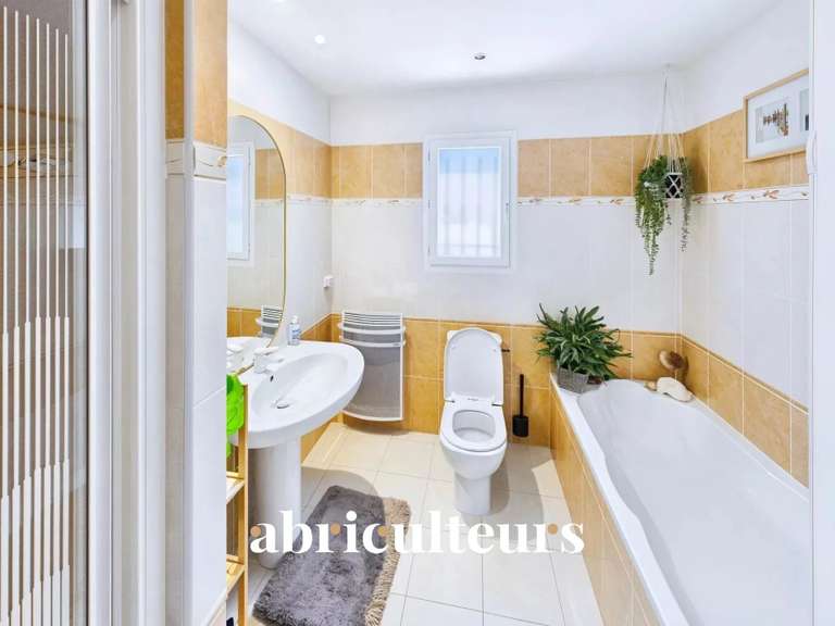 Villa Aups - 8 chambres - 261m²