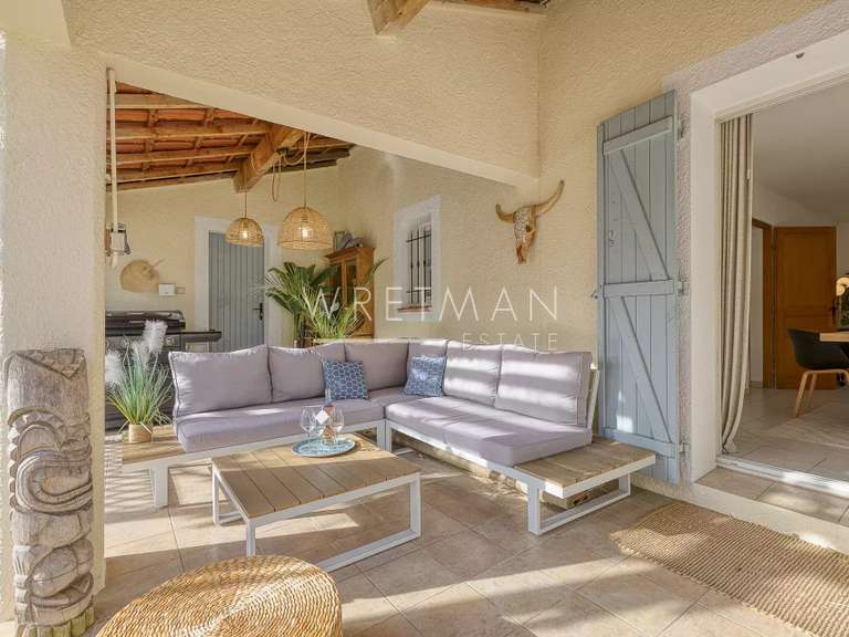 Villa Aups - 7 chambres - 261m²