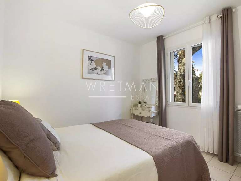 Villa Aups - 7 chambres - 261m²