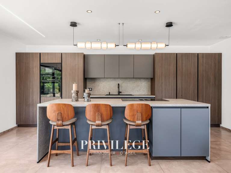 Villa Aups - 3 chambres - 151m²