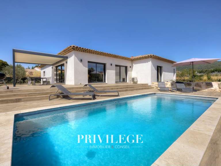 Villa Aups - 3 chambres - 151m²