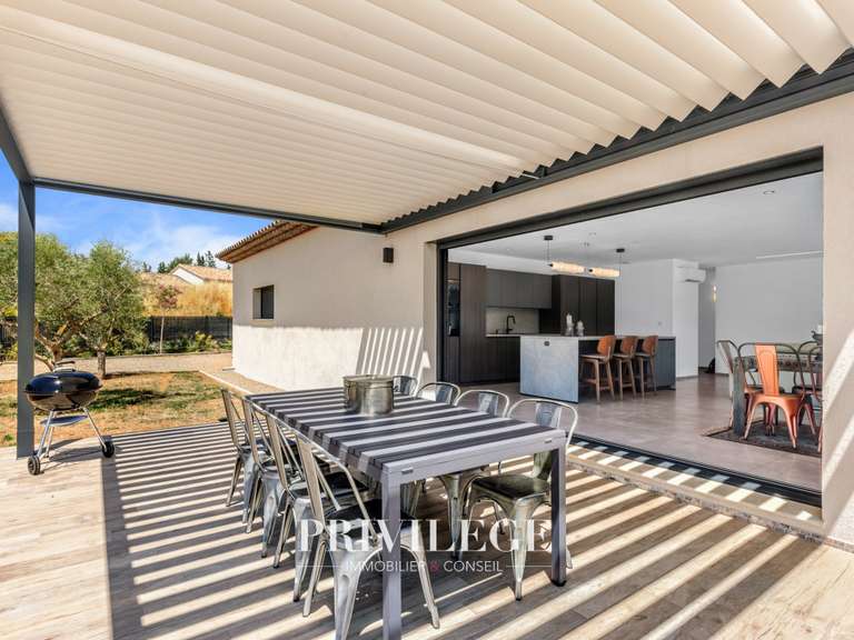 Villa Aups - 3 chambres - 151m²