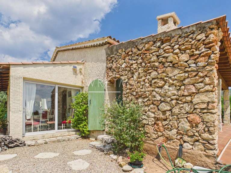 Villa Aups - 4 chambres - 192m²