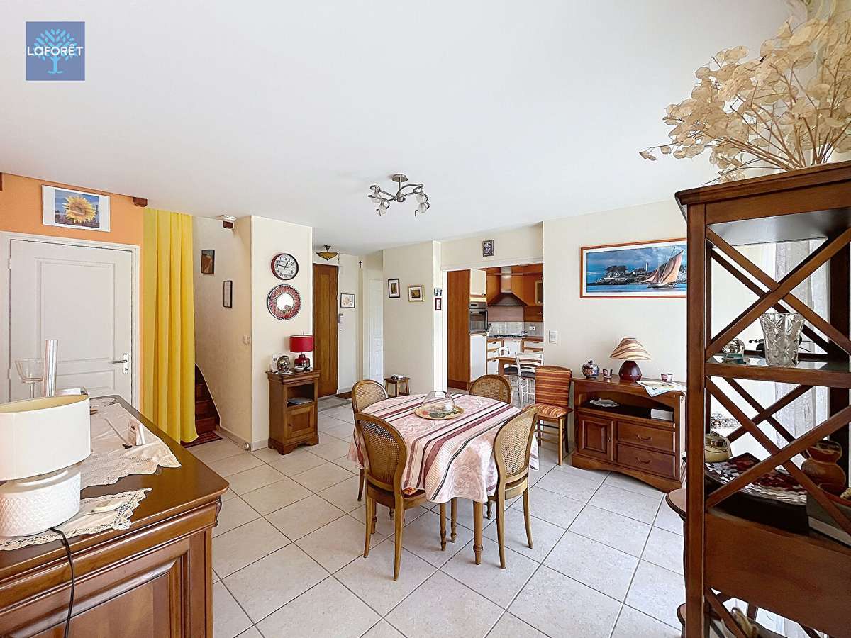 House Auray