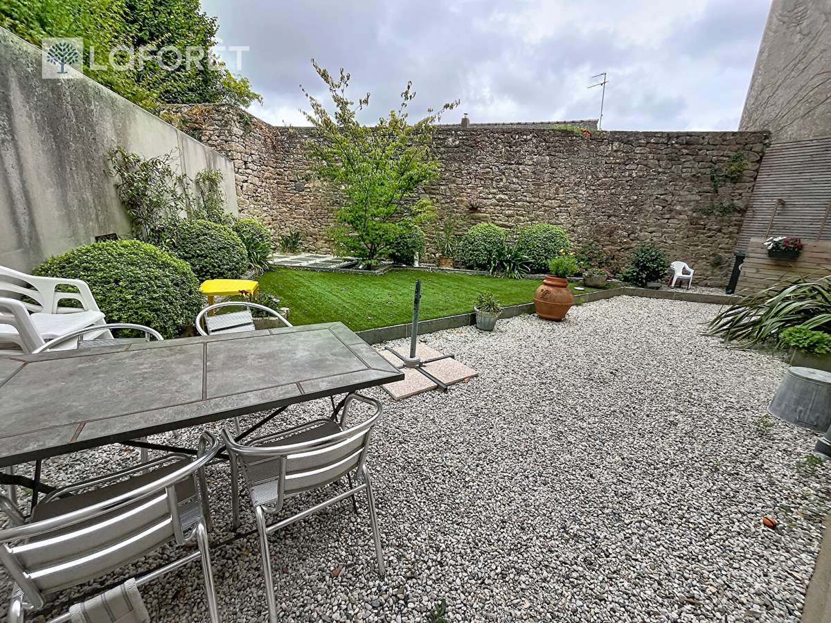 House Auray