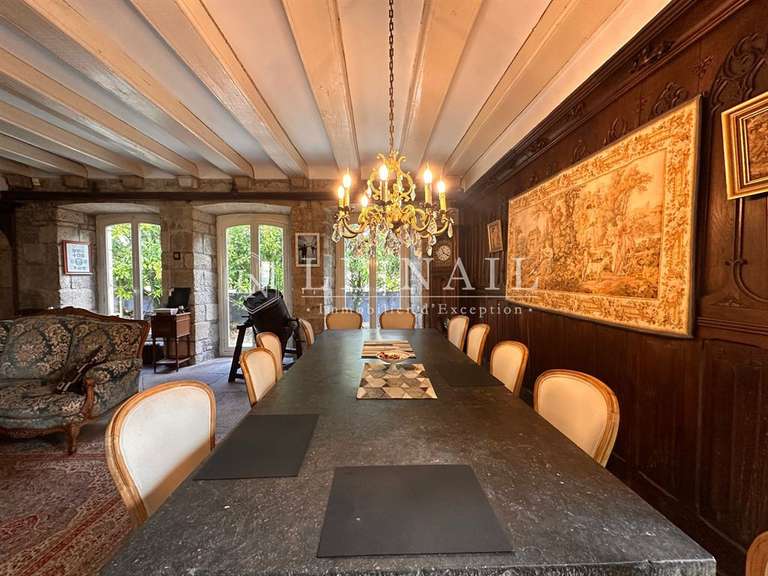 Manoir Auray - 9 chambres - 520m²