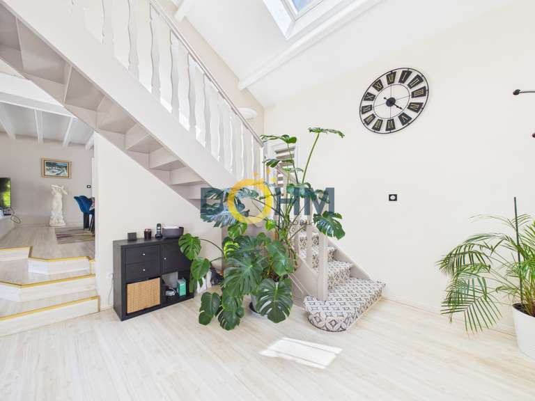 House Aurec-sur-Loire - 4 bedrooms - 190m²