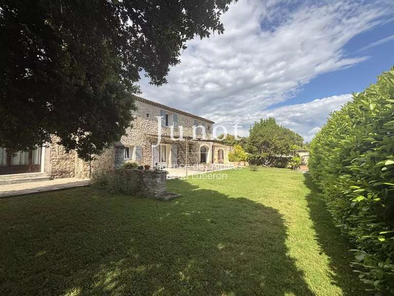 Maison Aureille - 500m²