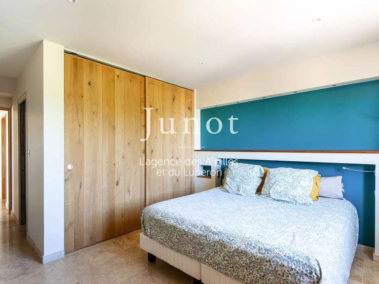 Maison Aureille - 5 chambres - 310m²
