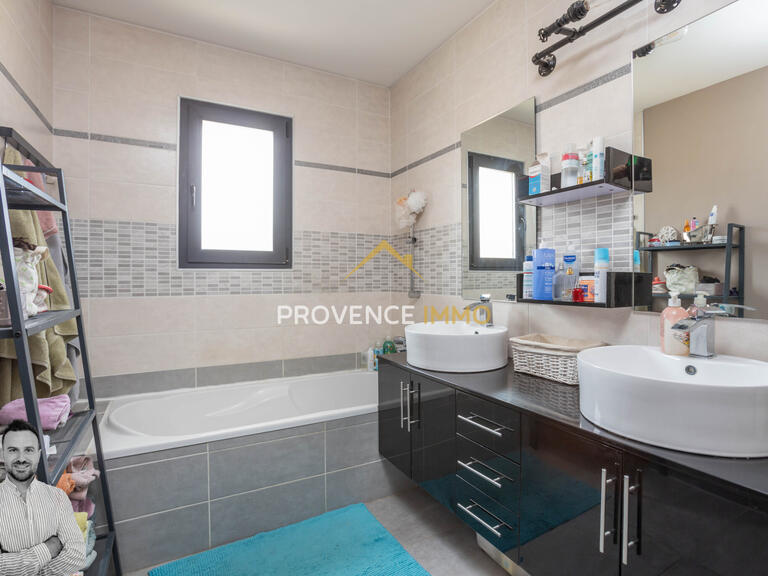 Villa Aureille - 3 chambres - 145m²