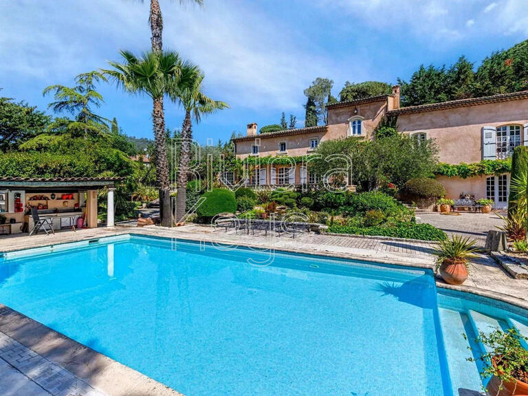 Maison Auribeau-sur-Siagne - 5 chambres - 292m²