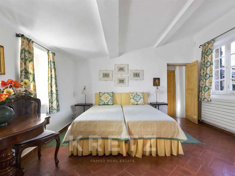 House Auribeau-sur-Siagne - 4 bedrooms - 196m²
