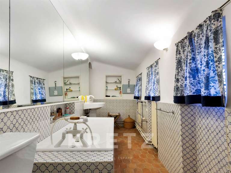 House Auribeau-sur-Siagne - 4 bedrooms - 196m²