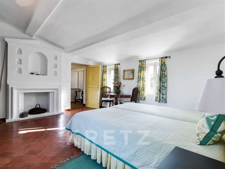 House Auribeau-sur-Siagne - 4 bedrooms - 196m²