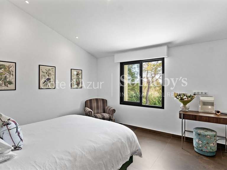 Maison Auribeau-sur-Siagne - 5 chambres - 245m²