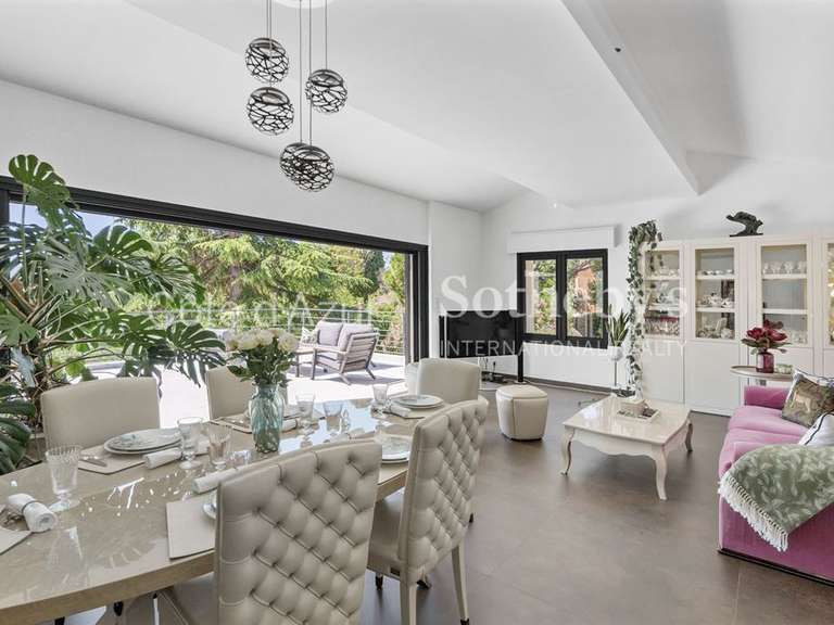 Maison Auribeau-sur-Siagne - 5 chambres - 245m²