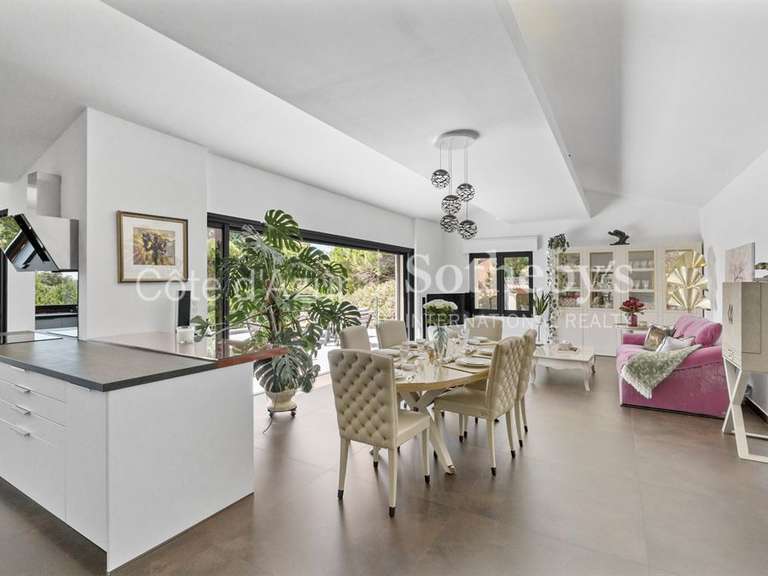Maison Auribeau-sur-Siagne - 5 chambres - 245m²