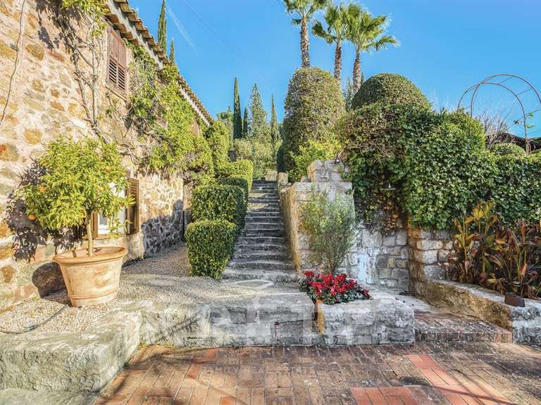 Maison Auribeau-sur-Siagne - 4 chambres - 196m²