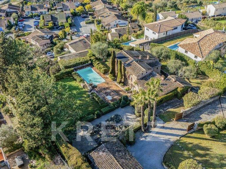 Maison Auribeau-sur-Siagne - 4 chambres - 196m²