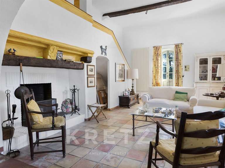 Maison Auribeau-sur-Siagne - 4 chambres - 196m²
