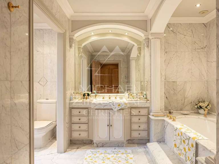 Maison Auribeau-sur-Siagne - 9 chambres - 1032m²