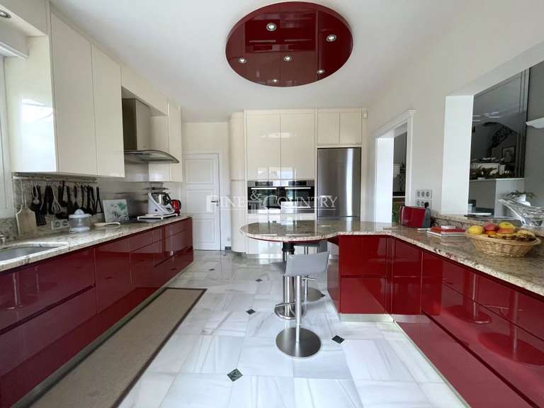 House Auribeau-sur-Siagne - 5 bedrooms - 280m²