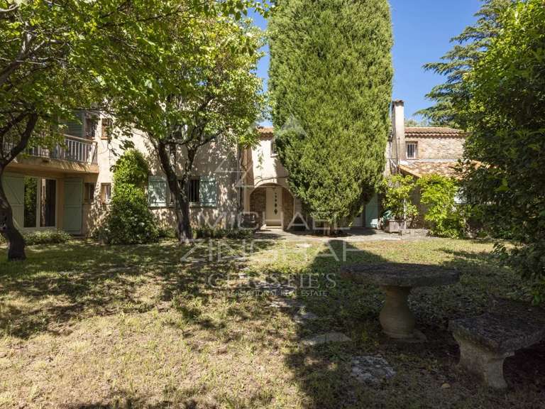 Maison Auribeau-sur-Siagne - 6 chambres - 255m²