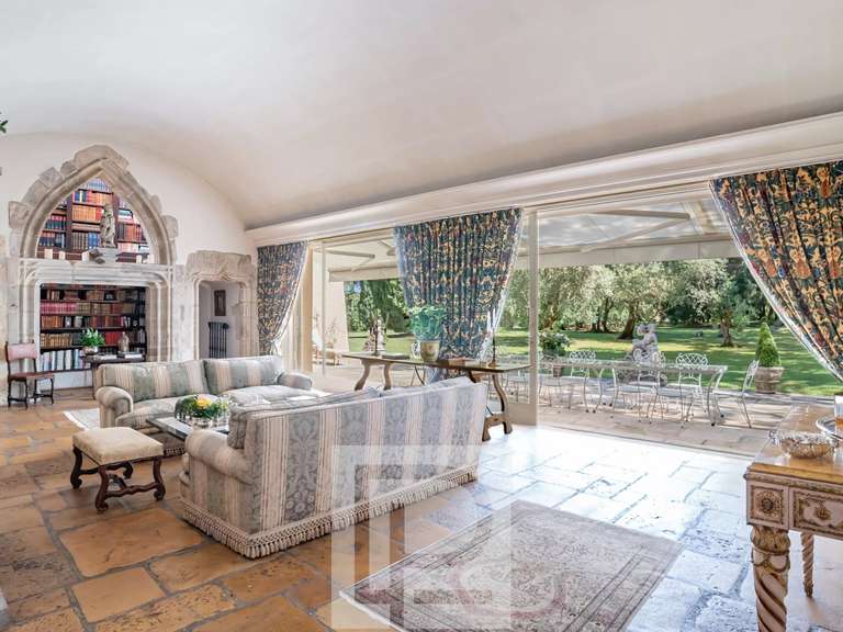 Propriété Auribeau-sur-Siagne - 8 chambres - 1000m²