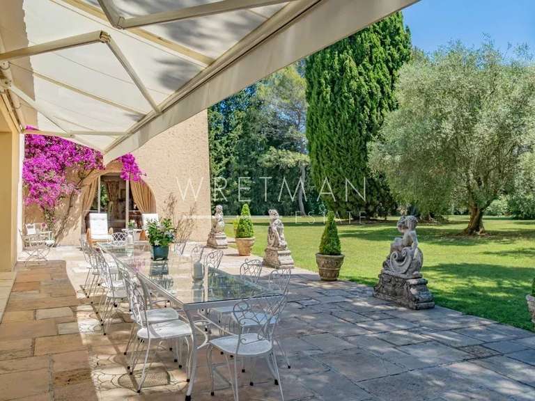 Propriété Auribeau-sur-Siagne - 8 chambres - 1000m²