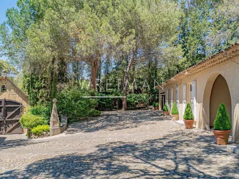 Propriété Auribeau-sur-Siagne - 8 chambres - 1000m²