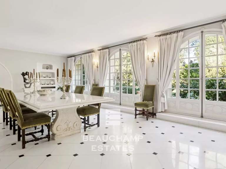 Villa Auribeau-sur-Siagne - 9 chambres - 1000m²
