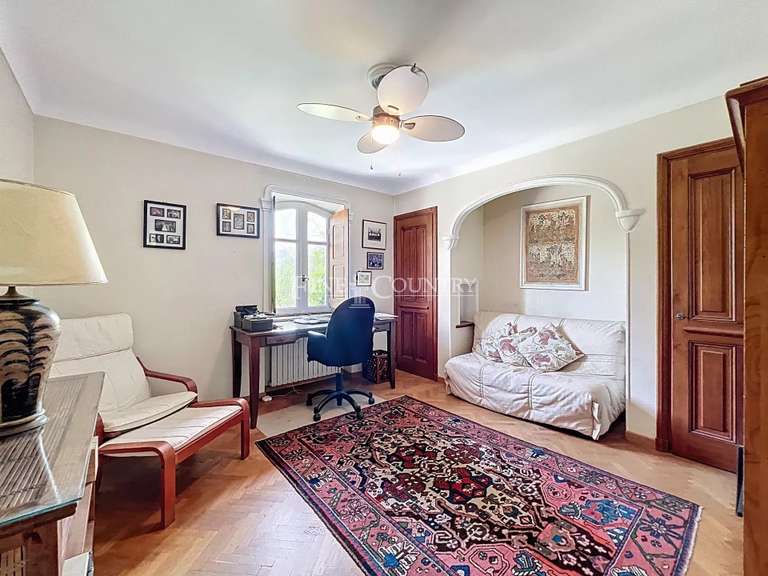 Villa Auribeau-sur-Siagne - 5 chambres - 300m²