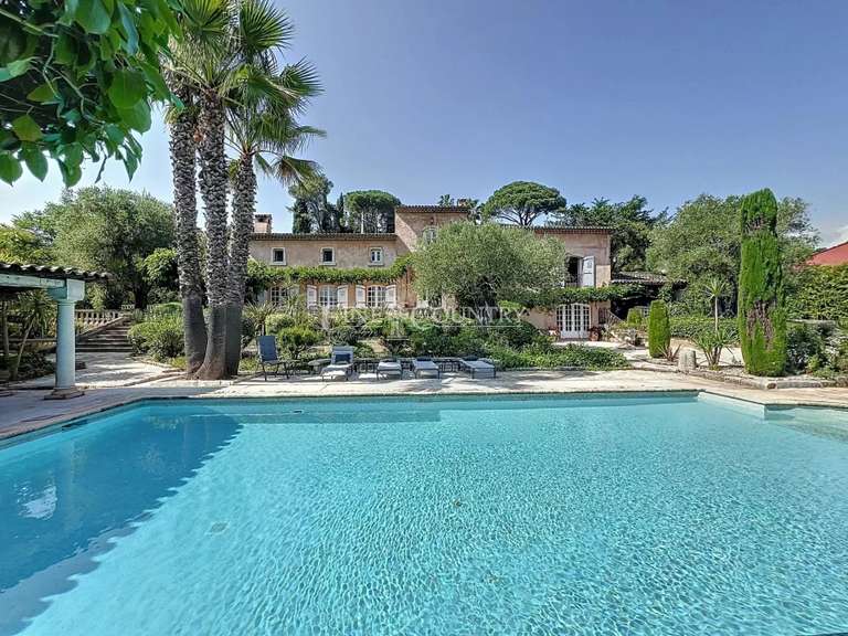 Villa Auribeau-sur-Siagne - 5 chambres - 300m²