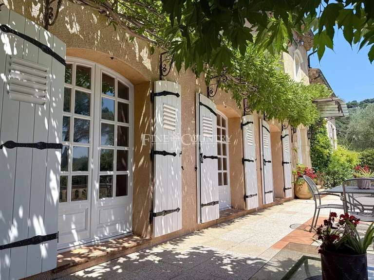 Villa Auribeau-sur-Siagne - 5 chambres - 300m²