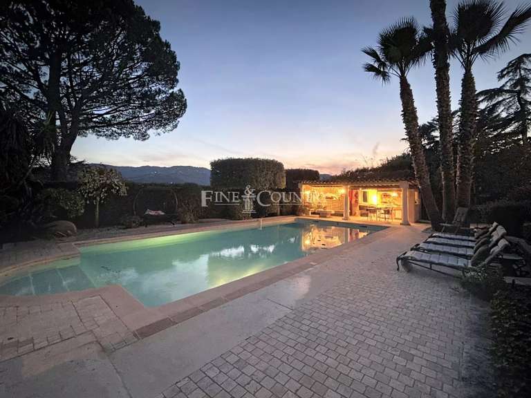 Villa Auribeau-sur-Siagne - 5 chambres - 300m²