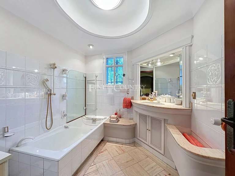 Villa Auribeau-sur-Siagne - 5 chambres - 300m²