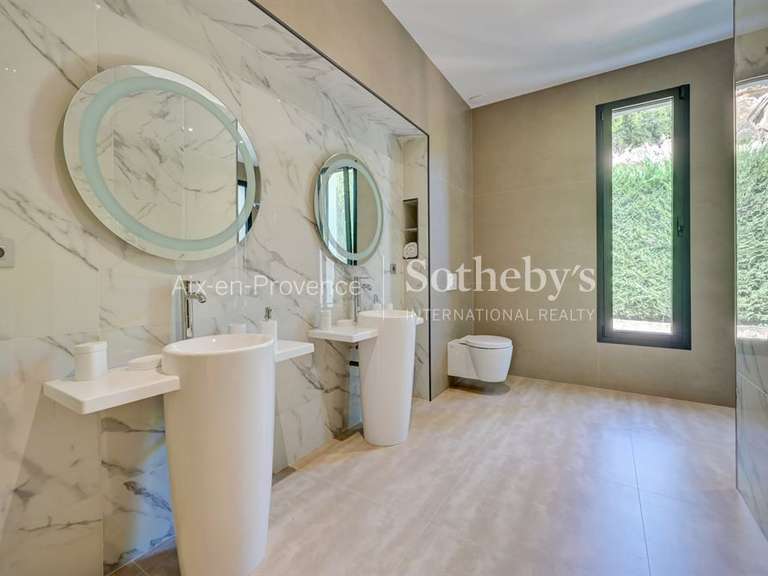 Maison Auriol - 3 chambres - 272m²