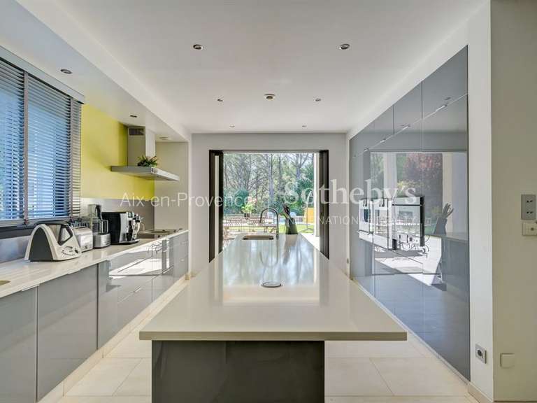 Maison Auriol - 3 chambres - 272m²