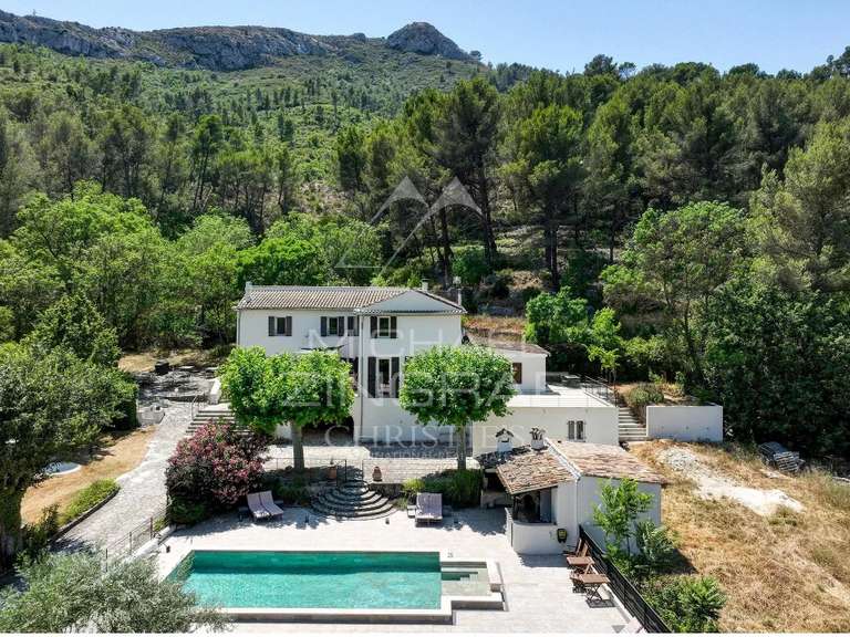 Maison Auriol - 8 chambres - 361m²