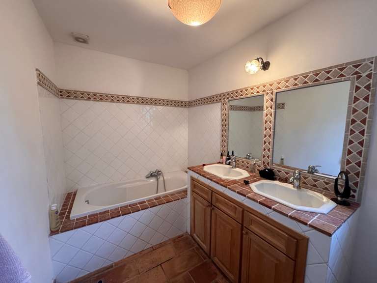 Maison Auriol - 4 chambres - 190m²