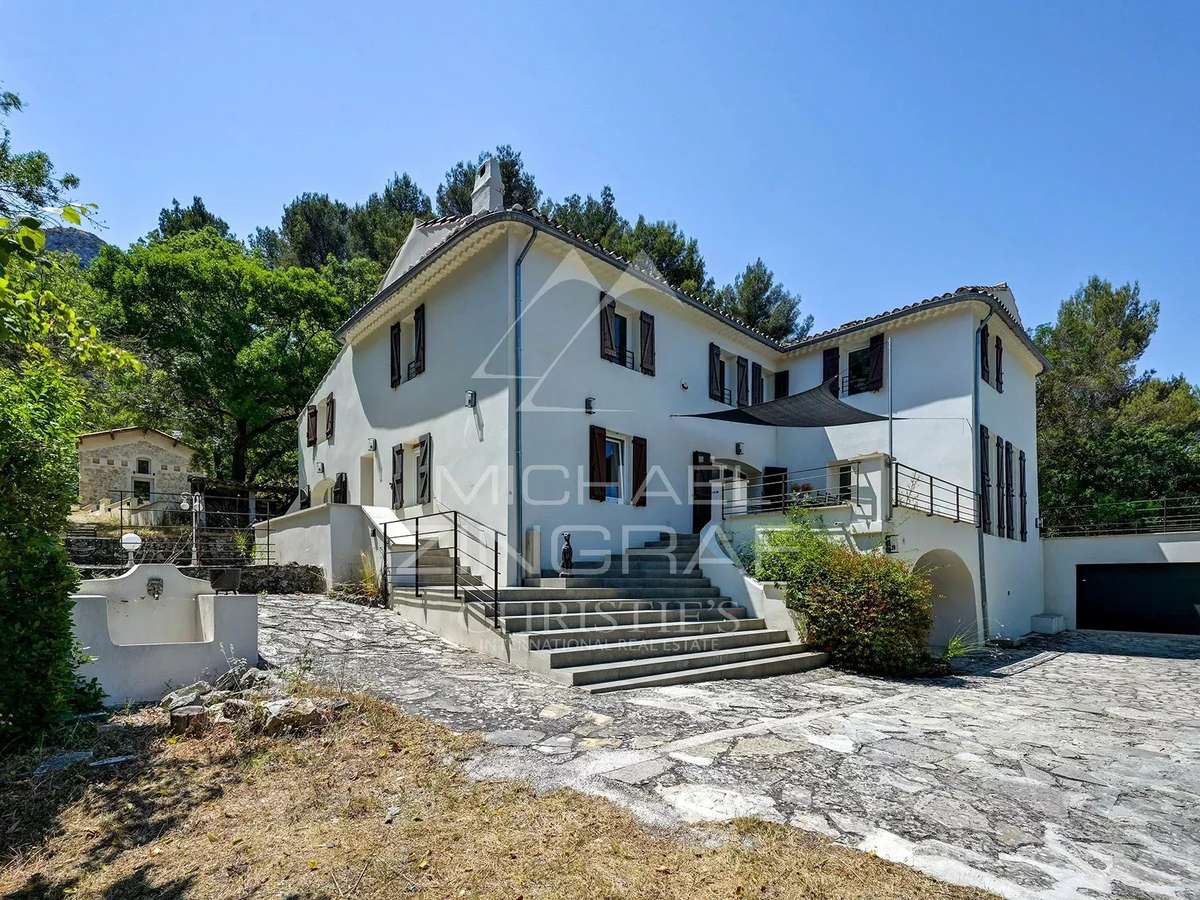 Maison Auriol