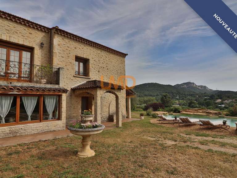 Maison Auriol - 4 chambres - 228m²