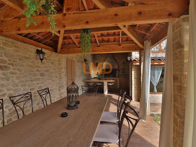 Maison Auriol - 4 chambres - 228m²