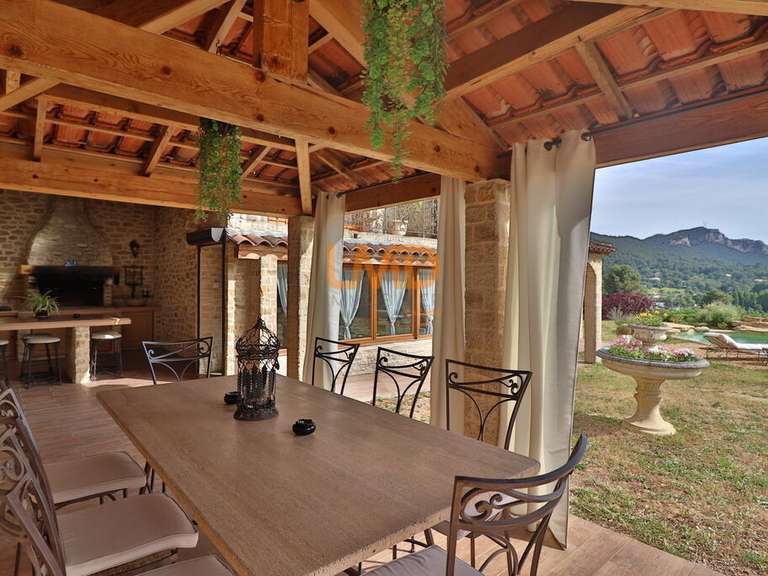 Maison Auriol - 4 chambres - 228m²