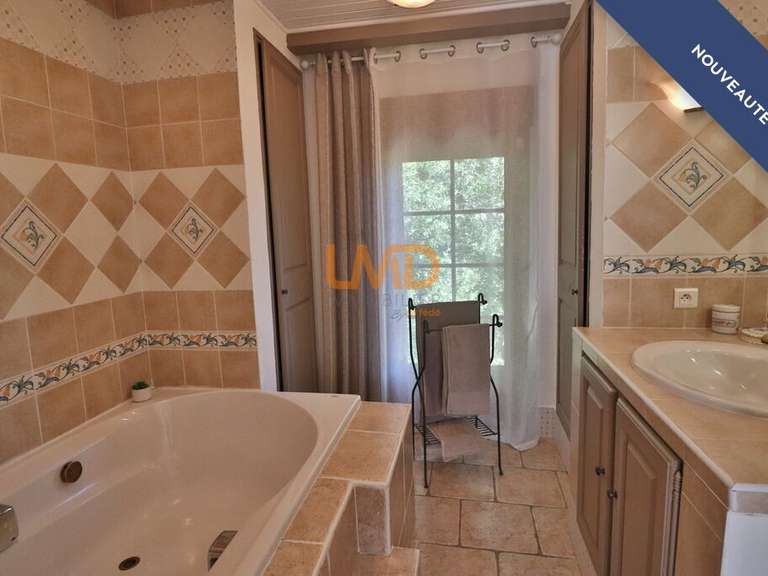 Maison Auriol - 4 chambres - 228m²