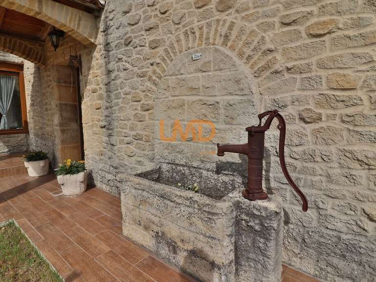 Maison Auriol - 4 chambres - 228m²