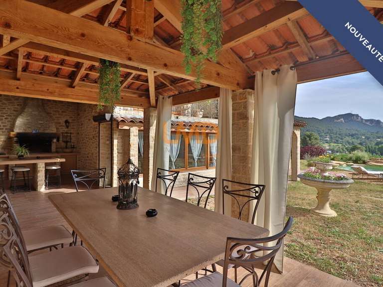Maison Auriol - 4 chambres - 228m²