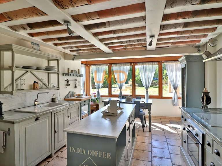 Maison Auriol - 4 chambres - 228m²